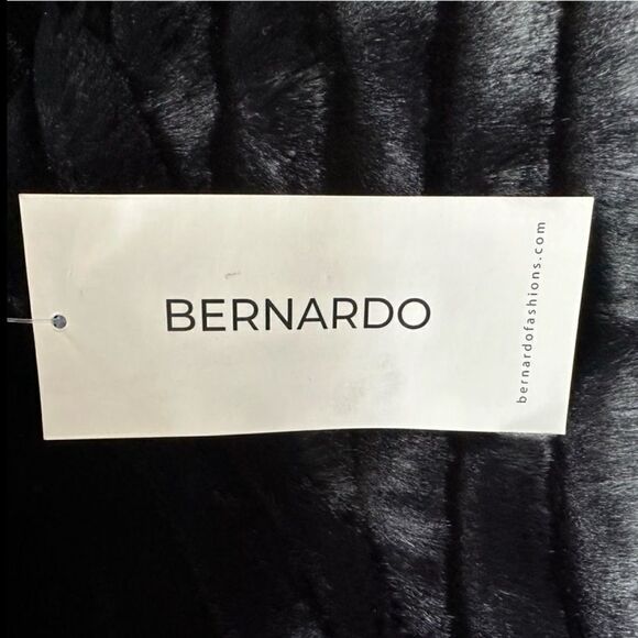 Bernardo Faux Fur Black Cropped Velvet Jacket Shawl Spread Collar Grooved - Picture 9 of 12